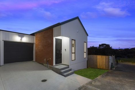 Photo of property in 34 Waihou Crescent, Albany Heights, Auckland, 0632