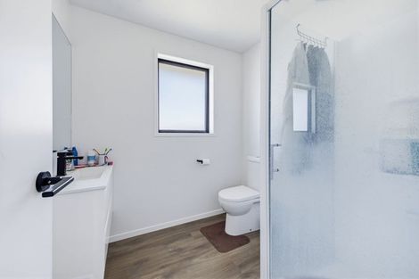 Photo of property in 6 Banks Street, Marfell, New Plymouth, 4310