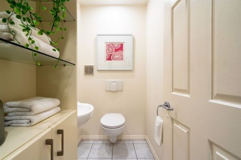 Photo of property in 2/35a Hart Road, Hauraki, Auckland, 0622