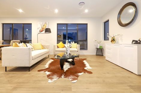 Photo of property in 2 Piki Street, Flat Bush, Auckland, 2019