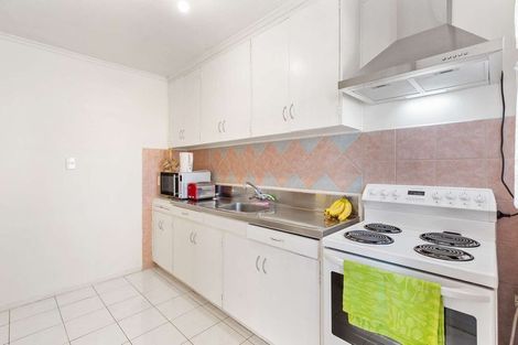 Photo of property in 2/70 Station Road, Papatoetoe, Auckland, 2025