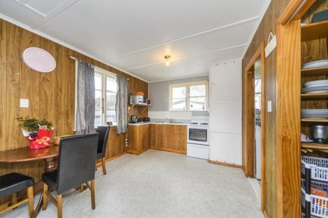 Photo of property in 8 Brighton Crescent, Highbury, Palmerston North, 4412