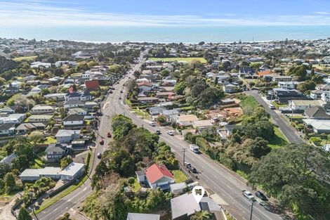 Photo of property in 120a Mangorei Road, Merrilands, New Plymouth, 4312