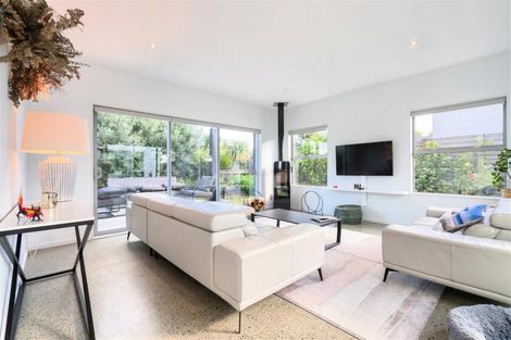 Photo of property in 22 Mangatawhiri Road, Omaha, Warkworth, 0986