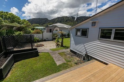 Photo of property in 31 Fox Street, Cobden, Greymouth, 7802