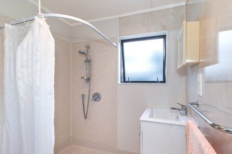 Photo of property in 163 Bartholomew Road, Levin, 5510