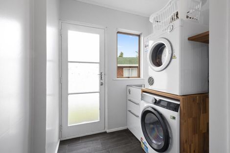 Photo of property in 2 Cooper Street, Pukekohe, 2120