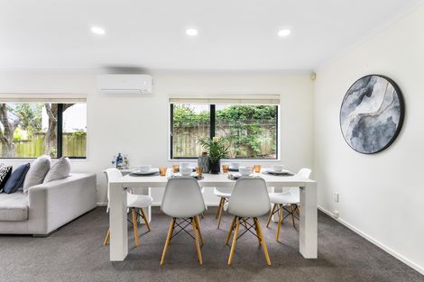 Photo of property in 2/22 Ardagh Place, Dannemora, Auckland, 2016