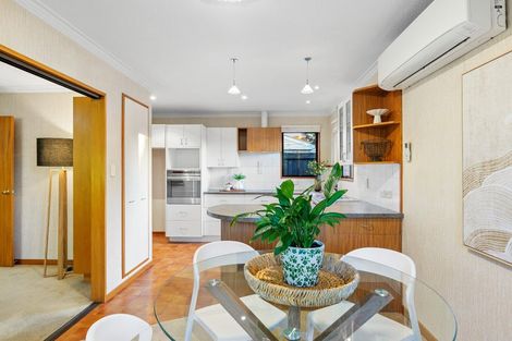 Photo of property in 11b Winters Road, Redwood, Christchurch, 8051