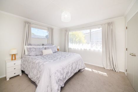 Photo of property in 20 Newton Place, Westbrook, Palmerston North, 4412