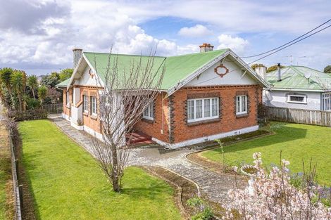 Photo of property in 34 Carlton Avenue, Gonville, Whanganui, 4500