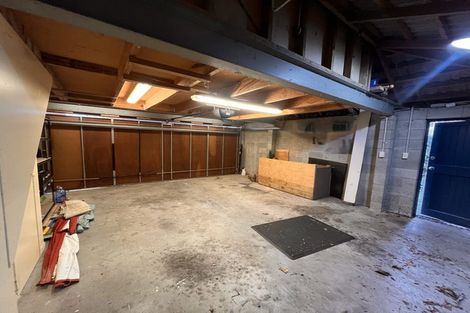 Photo of property in 11 Norwood Road, Bayswater, Auckland, 0622