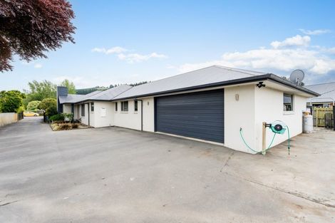 Photo of property in 15 Mountfort Street, Outram, 9019