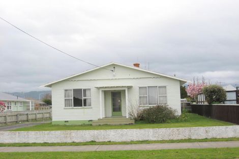 Photo of property in 50 Bristol Street, Levin, 5510