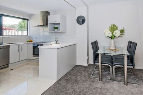 Photo of property in 3/16 Grants Road, Papanui, Christchurch, 8053