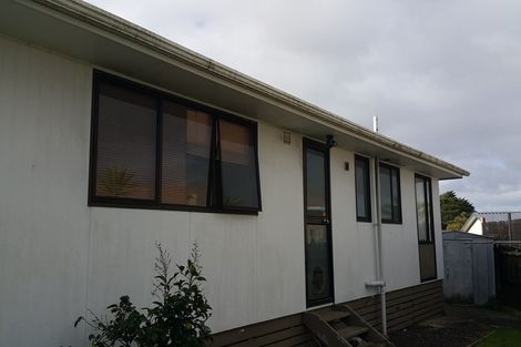 Photo of property in 1/15 Cyril Crescent, West Harbour, Auckland, 0618