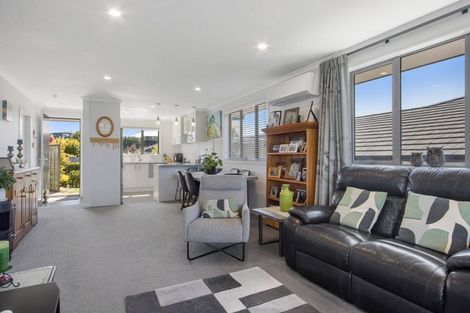 Photo of property in Waterview Estate, 26/4 Greystone Place, Omokoroa, 3114