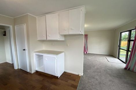 Photo of property in 2/24 Burundi Avenue, Clendon Park, Auckland, 2103