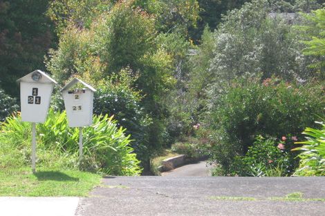 Photo of property in 1/21 Ayton Drive, Totara Vale, Auckland, 0629