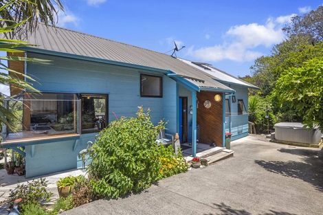 Photo of property in 27 Fyfe Road, Waihi Beach, 3611