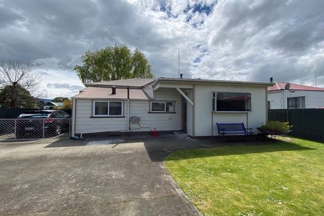 Photo of property in 34 Tennyson Street, Dannevirke, 4930