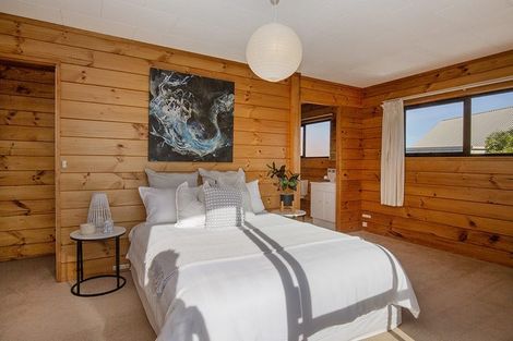 Photo of property in 4a Foxfield Lane, Westmorland, Christchurch, 8025