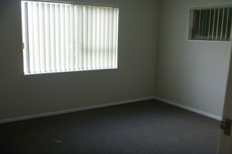 Photo of property in 1 Margan Place, Red Hill, Papakura, 2110