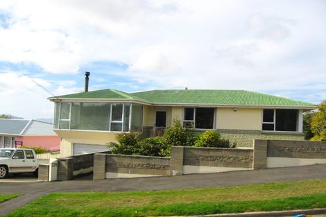 Photo of property in 229 Brockville Road, Brockville, Dunedin, 9011