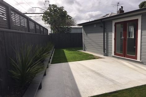 Photo of property in 33 Riddlers Crescent, Petone, Lower Hutt, 5012