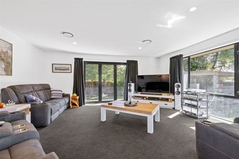 Photo of property in 43 Heyders Road, Spencerville, Christchurch, 8083