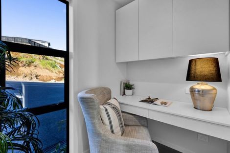 Photo of property in 54 Fernbrook Drive, Hurworth, New Plymouth, 4310