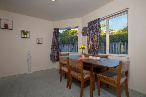 Photo of property in 477d Richardson Road, Mount Roskill, Auckland, 1041