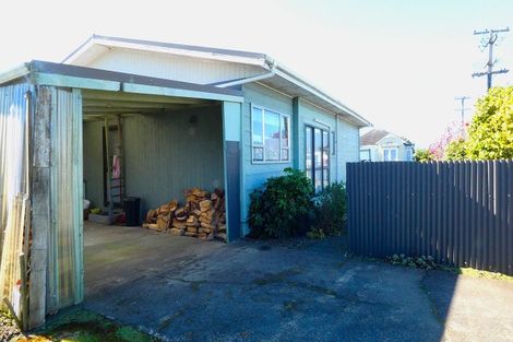 Photo of property in 106 Queen Street, Westport, 7825