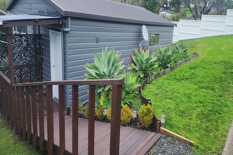 Photo of property in 14 Everard Avenue, Army Bay, Whangaparaoa, 0930