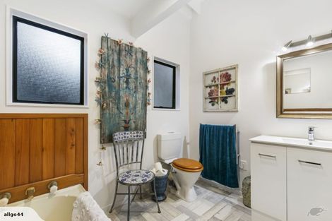 Photo of property in 1133 Huia Road, Huia, Auckland, 0604