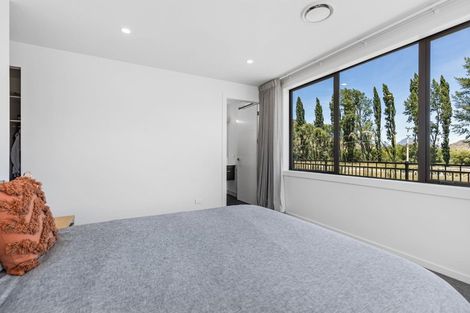 Photo of property in 27 Headley Drive, Lower Shotover, Queenstown, 9304