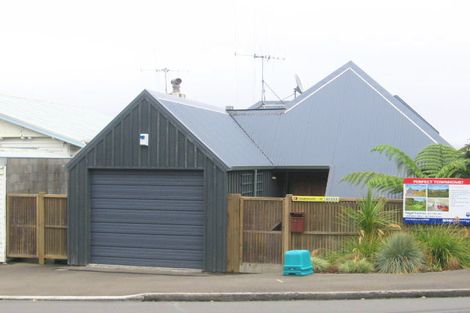 Photo of property in 19a Pembroke Road, Northland, Wellington, 6012