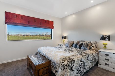 Photo of property in 2 Awarua Road, Pegasus, 7612