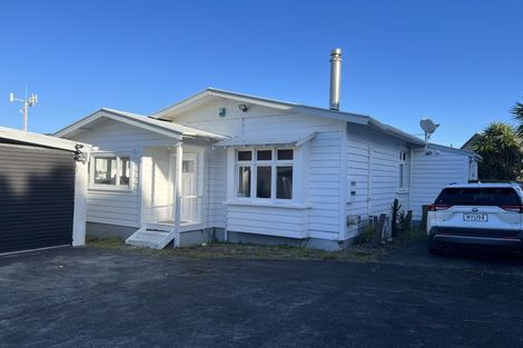 Photo of property in 6a Arawa Street, New Lynn, Auckland, 0600