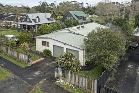 Photo of property in 14a Trigg Road, Huapai, Kumeu, 0810