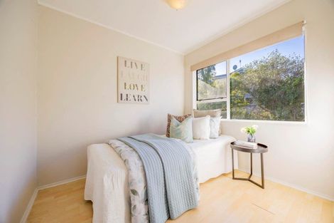 Photo of property in 2/28 Noeleen Street, Glenfield, Auckland, 0629