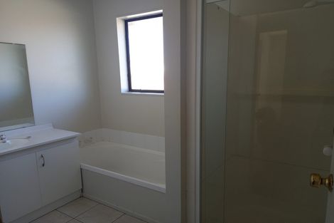Photo of property in 2/42 Wilson Street, Islington, Christchurch, 8042