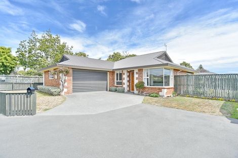 Photo of property in 1/6 Kohuhu Lane, Burwood, Christchurch, 8083