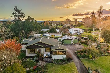 Photo of property in 69 Foster Road, Temple View, Hamilton, 3290