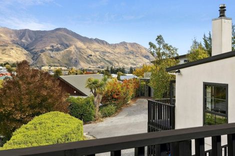 Photo of property in 13 Trevathan Lane, Wanaka, 9305