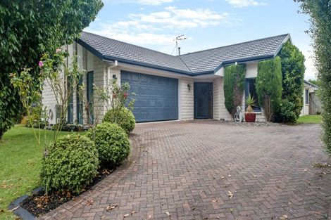 Photo of property in 50 Diomede Glade, Flagstaff, Hamilton, 3210