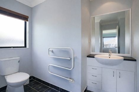 Photo of property in 21 Greig Place, Pukekohe, 2120