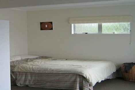 Photo of property in 10 Queens Drive, Kilbirnie, Wellington, 6022