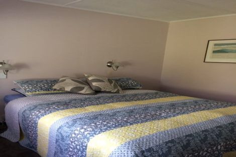 Photo of property in 8 Thompson Terrace, Toi Toi, Nelson, 7010