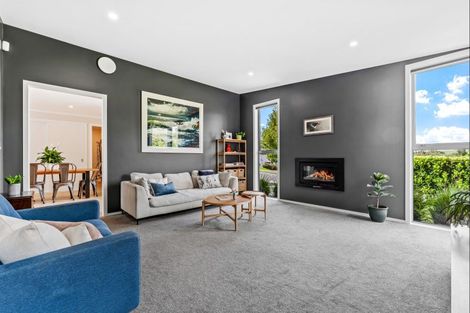 Photo of property in 28 Laly Haddon Place, Matakana, Warkworth, 0985